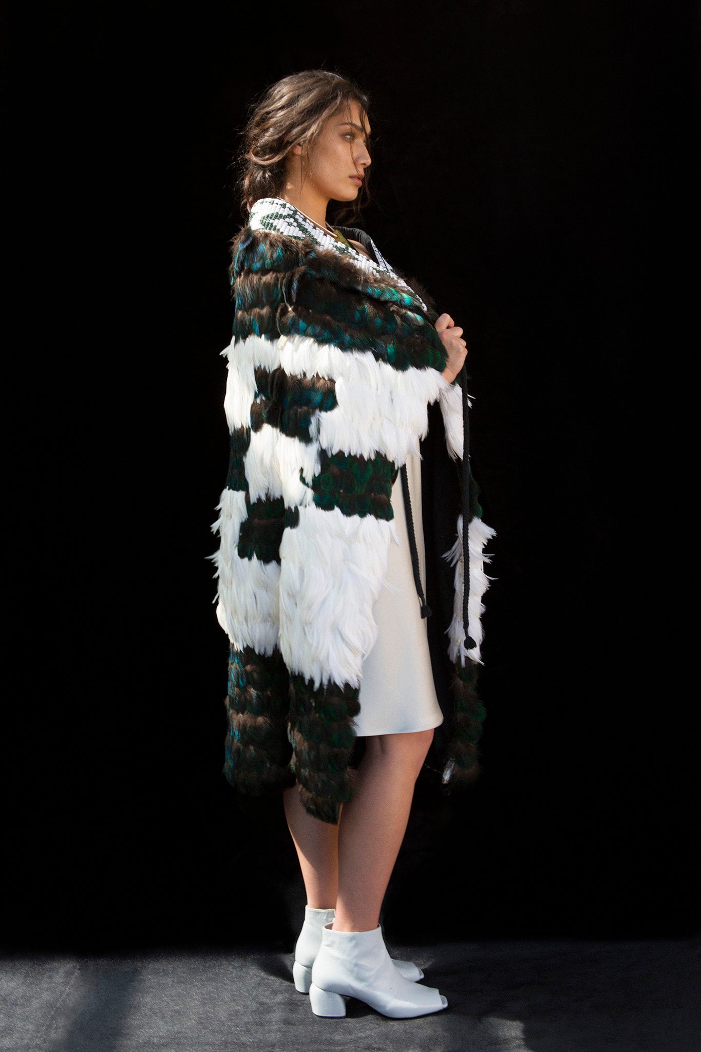 Contemporary Kaakahu full length full feather